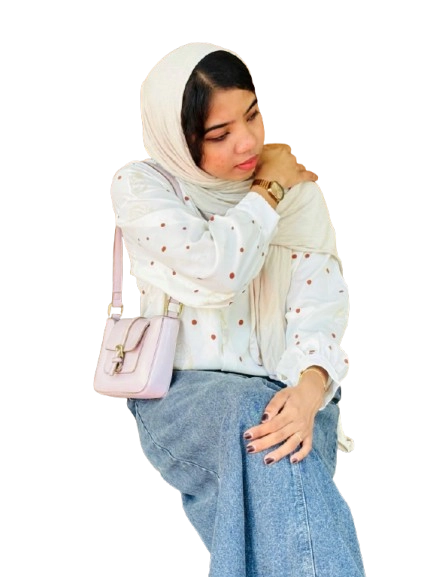 "Confident woman posing for personal branding - Best Digital Marketer in Malappuram